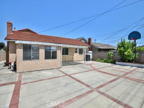 17475 Santa Lucia Street, Fountain Valley, CA