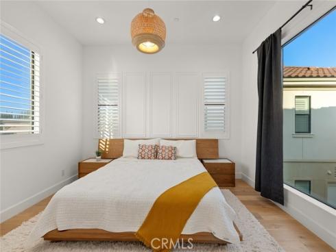 10413 Saint Anna Place, Fountain Valley, CA