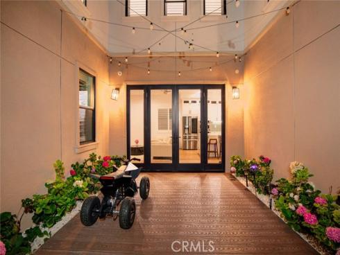 10413 Saint Anna Place, Fountain Valley, CA