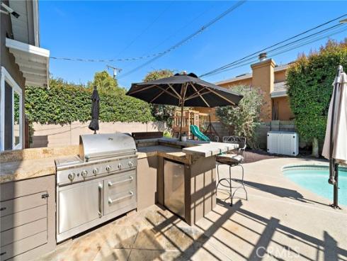 9168 El Azul Circle , Fountain Valley, CA