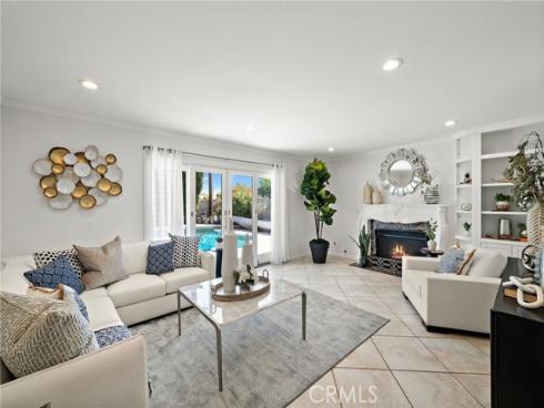 9168 El Azul Circle , Fountain Valley, CA