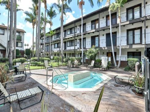 17200  Newhope  109  Street, Fountain Valley, CA