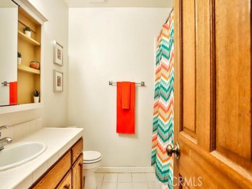 17200  Newhope  109  Street, Fountain Valley, CA