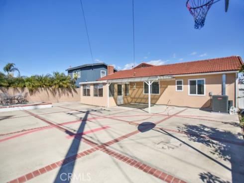 17475  Santa Lucia   Street, Fountain Valley, CA