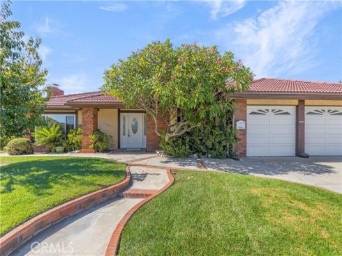 18241  Devonwood  , Fountain Valley, CA