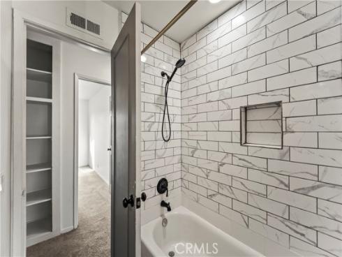 17641  Los Jardines  , Fountain Valley, CA