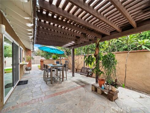 17349 Los Amigos Circle , Fountain Valley, CA