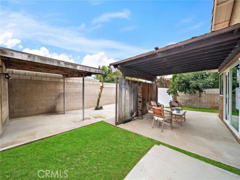 17349 Los Amigos Circle , Fountain Valley, CA