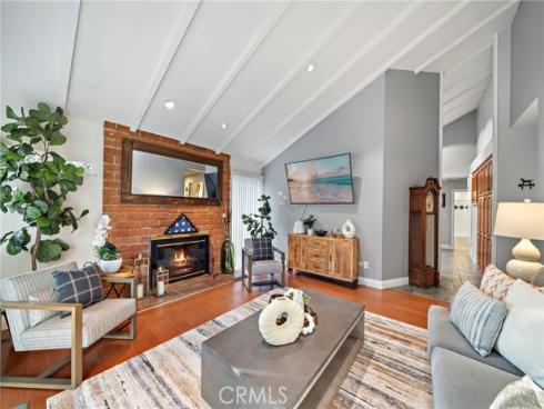 17349 Los Amigos Circle , Fountain Valley, CA