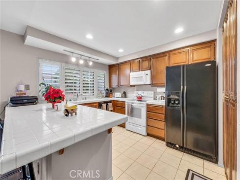 9796  Scanlan   Court, Fountain Valley, CA