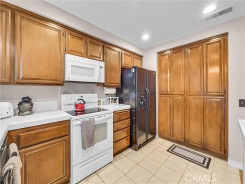 9796  Scanlan   Court, Fountain Valley, CA