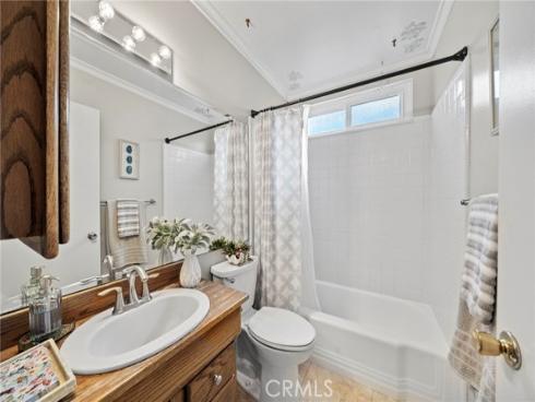 17384 Oak Street, Fountain Valley, CA