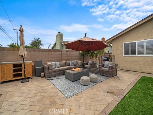 17384 Oak Street, Fountain Valley, CA