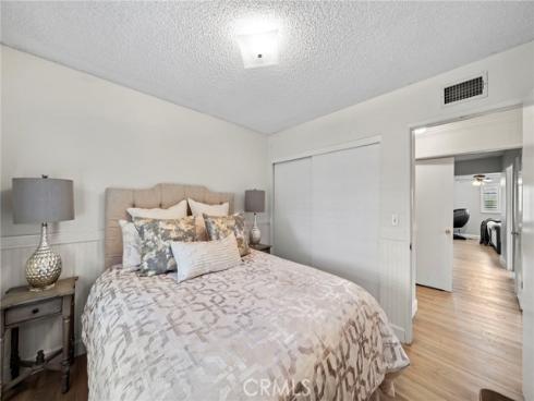 17384 Oak Street, Fountain Valley, CA