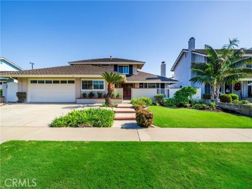 18540  Santa Cruz Circle  , Fountain Valley, CA