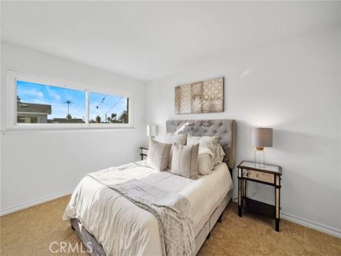 10484 Teal Circle, Fountain Valley, CA