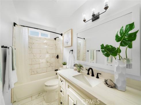 10484 Teal Circle, Fountain Valley, CA