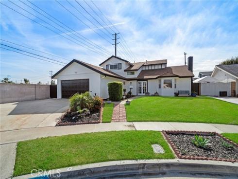 10484 Teal Circle, Fountain Valley, CA