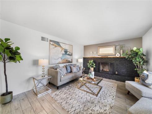 10484 Teal Circle, Fountain Valley, CA