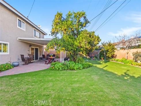 16550  Redwood  , Fountain Valley, CA