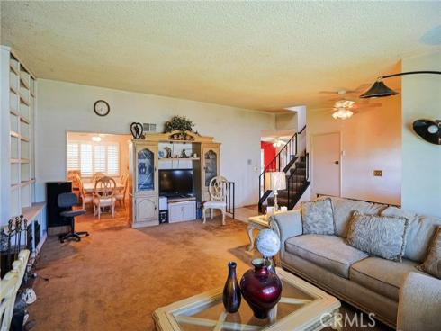 17215 Buttonwood , Fountain Valley, CA