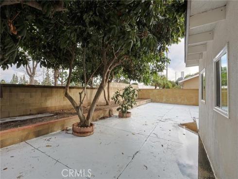 17230  San Lorenzo   Circle, Fountain Valley, CA