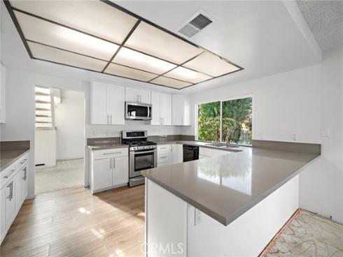 9893 Peralta River , Fountain Valley, CA