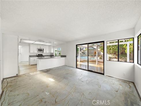 9893 Peralta River , Fountain Valley, CA