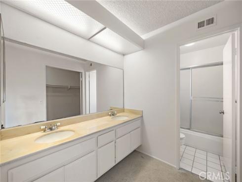 9893 Peralta River , Fountain Valley, CA