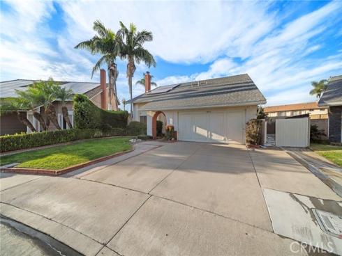 9893 Peralta River , Fountain Valley, CA