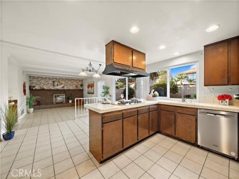 8535 Phoenix Avenue, Fountain Valley, CA