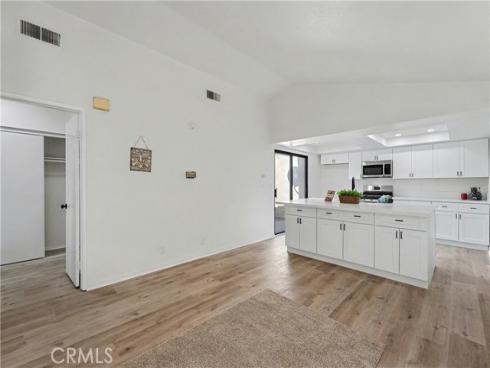 17333 Brookhurst A8 , Fountain Valley, CA