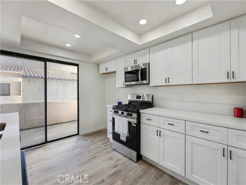 17333 Brookhurst A8 , Fountain Valley, CA