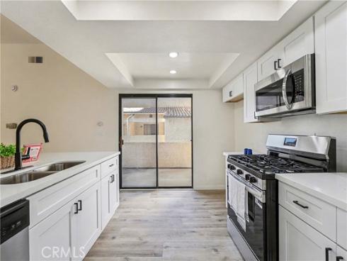 17333 Brookhurst A8 , Fountain Valley, CA