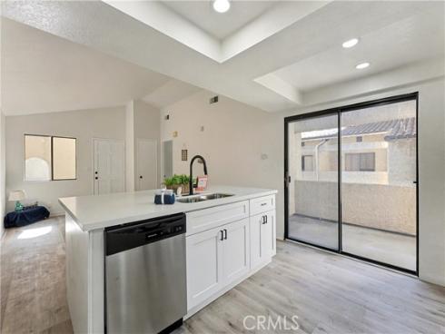 17333 Brookhurst A8 , Fountain Valley, CA