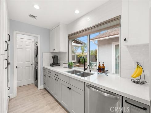 18899 Santa Mariana , Fountain Valley, CA