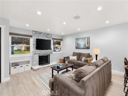 18899 Santa Mariana , Fountain Valley, CA