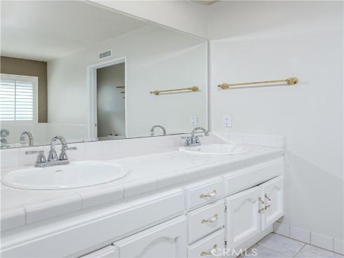 18377  Stanislaus  , Fountain Valley, CA