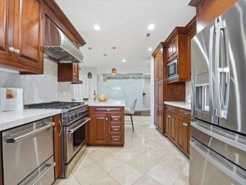 18874 Mount Cimarron Street, Fountain Valley, CA