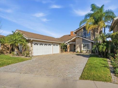 18874 Mount Cimarron Street, Fountain Valley, CA