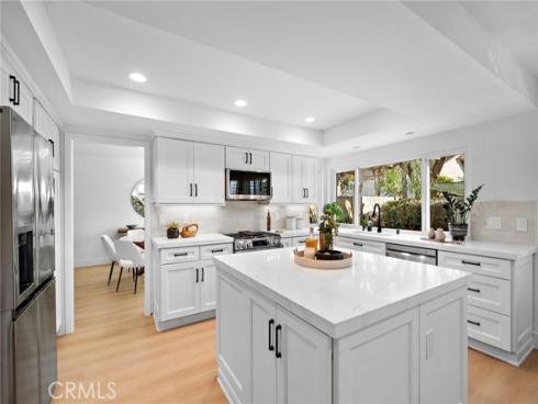 9560 La Amapola Avenue, Fountain Valley, CA