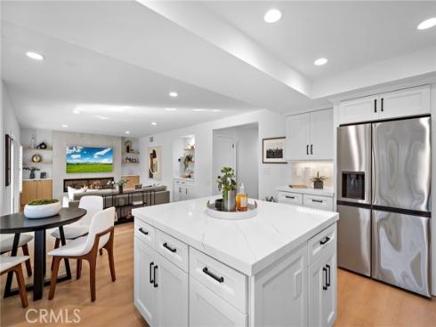 9560 La Amapola Avenue, Fountain Valley, CA