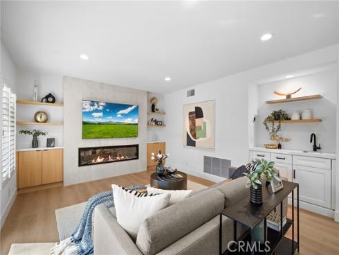 9560 La Amapola Avenue, Fountain Valley, CA