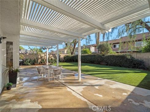 9560 La Amapola Avenue, Fountain Valley, CA