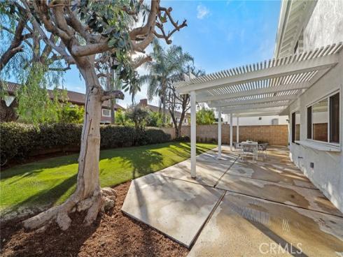 9560 La Amapola Avenue, Fountain Valley, CA