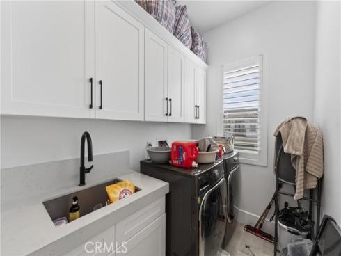 10421 Saint Anna Place, Fountain Valley, CA