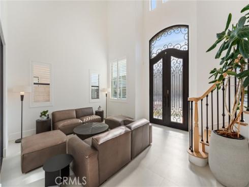 10421 Saint Anna Place, Fountain Valley, CA