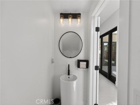 10421 Saint Anna Place, Fountain Valley, CA