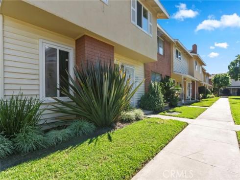 15879  Bogart   Court, Fountain Valley, CA