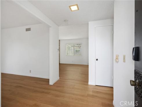 10276  Falcon  , Fountain Valley, CA